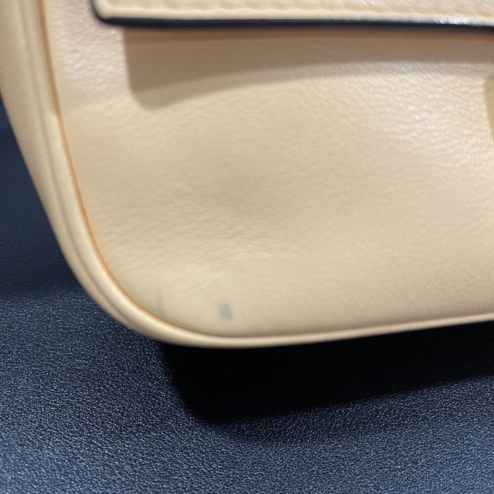 Fendi Baguette Leather Yellow Camera Bag (JB1396) - Picture 3 of 15